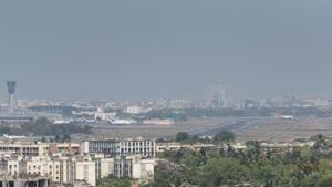 All of the city’s four official air quality monitors recorded spikes in particulate matter beginning at 9pm on Sunday.(Photo by Aalok Soni/Hindustan Times) All of the city’s four official air quality monitors recorded spikes in particulate matter beginning at 9pm on Sunday.(Photo by Aalok Soni/Hindustan Times)