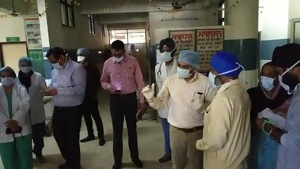 Many doctors and nurses have complained of harassment and assaults.(HT Photo) Many doctors and nurses have complained of harassment and assaults.(HT Photo)