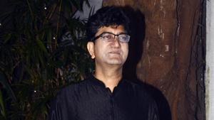Prasoon Joshi had penned the lyrics of the songs of the 2009 film, Delhi-6 Prasoon Joshi had penned the lyrics of the songs of the 2009 film, Delhi-6
