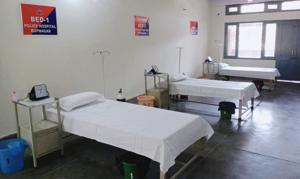 Children of police officers who are studying MBBS and nursing courses have volunteered to work in the hospital.(HT PHOTO) Children of police officers who are studying MBBS and nursing courses have volunteered to work in the hospital.(HT PHOTO)