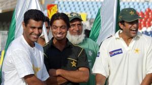 Former Pakistan pacers Waqar Younis (L), Shoaib Akhtar (2nd L) and Wasim Akram (R). Former Pakistan pacers Waqar Younis (L), Shoaib Akhtar (2nd L) and Wasim Akram (R).
