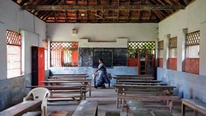 A staff member walks inside an empty classroom of a school after Kerala state government ordered the closure of schools across the state, amid coronavirus fears, in Kochi.(Reuters/ File photo) A staff member walks inside an empty classroom of a school after Kerala state government ordered the closure of schools across the state, amid coronavirus fears, in Kochi.(Reuters/ File photo)