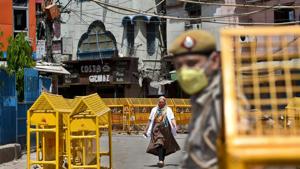 The 3-week lockdown was introduced to break the chain of Covid-19 infection across the country and ‘flatten the curve’. The lockdown will come to an end on April 14, if not extended further.(Sushil Kumar/HT PHOTO) The 3-week lockdown was introduced to break the chain of Covid-19 infection across the country and ‘flatten the curve’. The lockdown will come to an end on April 14, if not extended further.(Sushil Kumar/HT PHOTO)