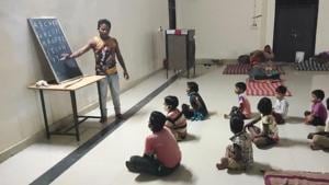 Satyendra Kumar teaching kids.(Handout image) Satyendra Kumar teaching kids.(Handout image)