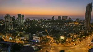An aerial view of Worli area during the nationwide lockdown, imposed to curb the spread of coronavirus, in Mumbai, Wednesday, April 8, 2020.(PTI) An aerial view of Worli area during the nationwide lockdown, imposed to curb the spread of coronavirus, in Mumbai, Wednesday, April 8, 2020.(PTI)