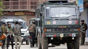 This is one of the many encounters that have taken place in Kashmir since the 21-day lockdown was clamped across the country to break the chain of Covid-19 infections.(ANI file photo. Representative image) This is one of the many encounters that have taken place in Kashmir since the 21-day lockdown was clamped across the country to break the chain of Covid-19 infections.(ANI file photo. Representative image)