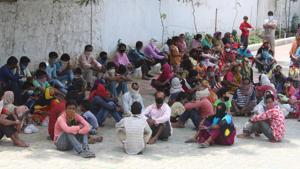 During the Covid-19 outbreak, several state governments such as Uttar Pradesh (UP), Bihar, Madhya Pradesh (MP), Tripura, Maharashtra, Jammu and Kashmir (J&K), Andhra Pradesh (AP) used DBT to transfer cash in the bank accounts of the beneficiaries.(YOGENDRA KUMAR/HT PHOTO.) During the Covid-19 outbreak, several state governments such as Uttar Pradesh (UP), Bihar, Madhya Pradesh (MP), Tripura, Maharashtra, Jammu and Kashmir (J&K), Andhra Pradesh (AP) used DBT to transfer cash in the bank accounts of the beneficiaries.(YOGENDRA KUMAR/HT PHOTO.)