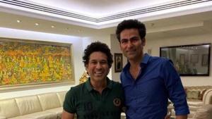 Sachin Tendulkar with Mohammad Kaif.(Mohammad Kaif/Twitter) Sachin Tendulkar with Mohammad Kaif.(Mohammad Kaif/Twitter)