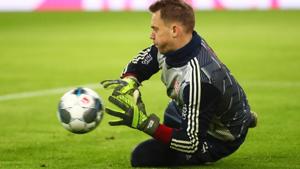 Bayern Munich's Manuel Neuer during the warm up before the match.(REUTERS)