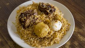 Kolkata biryani comprises rice, chicken/mutton, potato and egg.(Wikimedia Commons/Deepanjan Ghosh) Kolkata biryani comprises rice, chicken/mutton, potato and egg.(Wikimedia Commons/Deepanjan Ghosh)