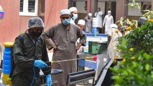 A 50-year-old man, who had participated in the Tablighi Jamaat at the Nizamuddin Markaz last month and was housed at a quarantine facility in northwest Delhi’s Sultanpuri, died on Wednesday morning.(Raj K Raj/HT PHOTO) A 50-year-old man, who had participated in the Tablighi Jamaat at the Nizamuddin Markaz last month and was housed at a quarantine facility in northwest Delhi’s Sultanpuri, died on Wednesday morning.(Raj K Raj/HT PHOTO)