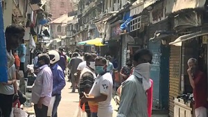 The shop owners in Gurugram’s Sadar Bazar on Saturday seemed confused even after the Union Ministry of Home Affairs issued a clarification on its order allowing the opening of shops amid the lockdown imposed to contain Covid-19.(ANI) The shop owners in Gurugram’s Sadar Bazar on Saturday seemed confused even after the Union Ministry of Home Affairs issued a clarification on its order allowing the opening of shops amid the lockdown imposed to contain Covid-19.(ANI)