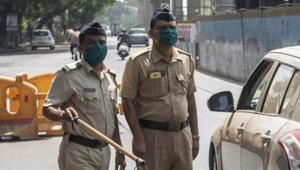 Over 50 policemen from Mumbai Police have tested positive for Covid-19 so far and are undergoing treatment at various hospitals. (Image used for representation).(HT PHOTO.) Over 50 policemen from Mumbai Police have tested positive for Covid-19 so far and are undergoing treatment at various hospitals. (Image used for representation).(HT PHOTO.)