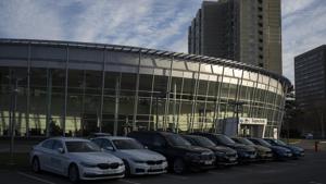 In this photo taken on Thursday, April 23, 2020, new cars are parked in front of the closed car dealership in Moscow, Russia.(AP) In this photo taken on Thursday, April 23, 2020, new cars are parked in front of the closed car dealership in Moscow, Russia.(AP)