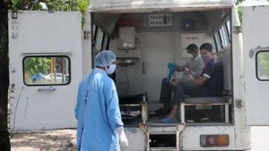 The latest 10,000 infections came over a period of 7 days – a day less than it had taken for the tally to go from 10,000 to 20,000(Keshav Singh/Hindustan Times) The latest 10,000 infections came over a period of 7 days – a day less than it had taken for the tally to go from 10,000 to 20,000(Keshav Singh/Hindustan Times)