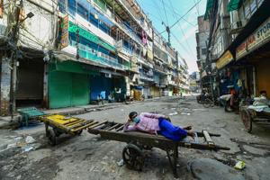 Only the government can counteract slowing private investment. Its non-interventionist stand is irresponsible(PTI) Only the government can counteract slowing private investment. Its non-interventionist stand is irresponsible(PTI)