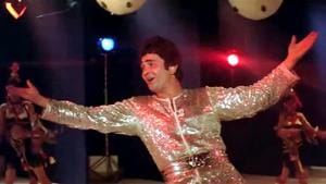Actor Rishi Kapoor redefined sartorial finesse in Bollywood over decades. Actor Rishi Kapoor redefined sartorial finesse in Bollywood over decades.