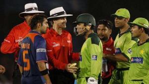 File image of Gautam Gambhir and Kamran Akmal.(PTI) File image of Gautam Gambhir and Kamran Akmal.(PTI)