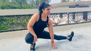 Wrestler Sakshi Malik continues to train at home amid the coronavirus enforced lockdown(Photo: Instagram/sakshimalik_official) Wrestler Sakshi Malik continues to train at home amid the coronavirus enforced lockdown(Photo: Instagram/sakshimalik_official)
