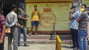 As a punishing lockdown broke the back of big online retail in Indian cities, the country’s 8 million kirana stores have kept supplies going, thanks to their human and often personal network with consumers, suppliers, vendors and distributors.(PTI) As a punishing lockdown broke the back of big online retail in Indian cities, the country’s 8 million kirana stores have kept supplies going, thanks to their human and often personal network with consumers, suppliers, vendors and distributors.(PTI)