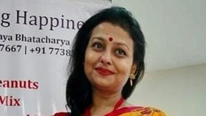 Actor Jaya Bhattacharya is keeping pretty busy with relief work in this situation Actor Jaya Bhattacharya is keeping pretty busy with relief work in this situation