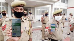 Eight crore people, including almost all government officials had downloaded the Aarogya Setu app till Friday.(ANI PHOTO.) Eight crore people, including almost all government officials had downloaded the Aarogya Setu app till Friday.(ANI PHOTO.)