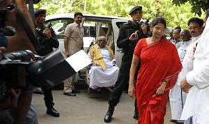 Tamil Nadu Chief Minister M Karunanidhi and his daughter and Rajya Sabha MP Kanimozhi arriving for a party meeting in Chennai on 27 April, 2011.(RS Kumar/Hindustan Times) Tamil Nadu Chief Minister M Karunanidhi and his daughter and Rajya Sabha MP Kanimozhi arriving for a party meeting in Chennai on 27 April, 2011.(RS Kumar/Hindustan Times)