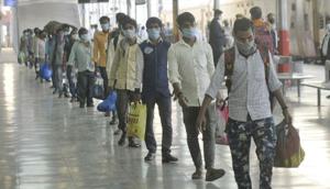 Migrants brought back from Nashik on a Shramik Special train upon their arrival at Charbagh Railway Station, before journeying onwards, in Lucknow, Uttar Pradesh, India on Sunday May 03, 2020.(Deepak Gupta/Hindustan Times)) Migrants brought back from Nashik on a Shramik Special train upon their arrival at Charbagh Railway Station, before journeying onwards, in Lucknow, Uttar Pradesh, India on Sunday May 03, 2020.(Deepak Gupta/Hindustan Times))