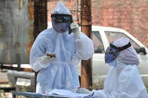 At present, the country has 29,453 active coronavirus cases, 1,373 fatalities while nearly 12,000 patients (11,706) have recovered or have been discharged from hospitals across the country.(Ravi Kumar / Hindustan Times) At present, the country has 29,453 active coronavirus cases, 1,373 fatalities while nearly 12,000 patients (11,706) have recovered or have been discharged from hospitals across the country.(Ravi Kumar / Hindustan Times)
