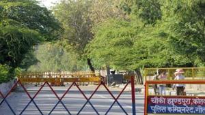 The zones have been divided under two categories, under the first category, there are places with one positive case within the area of approximately 400 meters.(Sunil Ghosh/ HT file photo) The zones have been divided under two categories, under the first category, there are places with one positive case within the area of approximately 400 meters.(Sunil Ghosh/ HT file photo)