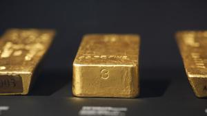 Gold imports have been suffered because the airline industry, which brings the precious metal to Indian shores, is completely shut down due to Covid-19 lockdown.(Bloomberg File Photo) Gold imports have been suffered because the airline industry, which brings the precious metal to Indian shores, is completely shut down due to Covid-19 lockdown.(Bloomberg File Photo)