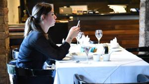 Lockdown love: How singles are reinventing dating as people stay home.(Unsplash) Lockdown love: How singles are reinventing dating as people stay home.(Unsplash)