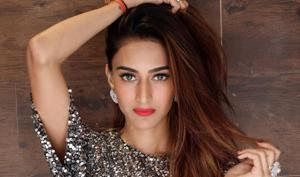 Erica Fernandes has turned 27. Erica Fernandes has turned 27.