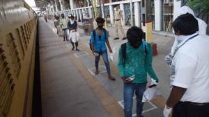Last Saturday, 92 people from Manipur were brought back from Guwahati and Mizoram.(Bachchan Kumar/ HT photo. Representative image) Last Saturday, 92 people from Manipur were brought back from Guwahati and Mizoram.(Bachchan Kumar/ HT photo. Representative image)