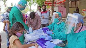 Maharashtra continues to be the worst-hit state in the country with over 15,000 total Covid-19 cases.(Ravindra Joshi / Hindustan Times) Maharashtra continues to be the worst-hit state in the country with over 15,000 total Covid-19 cases.(Ravindra Joshi / Hindustan Times)