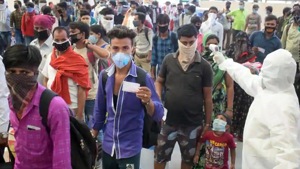 Congress president Sonia Gandhi has announced that party is ready to pay the rail fare to every migrant labourer. Migrant labourers have been left alone in the country’s fight against Covid-19.(ANI Photo) Congress president Sonia Gandhi has announced that party is ready to pay the rail fare to every migrant labourer. Migrant labourers have been left alone in the country’s fight against Covid-19.(ANI Photo)