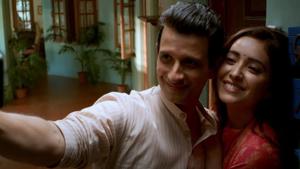 Baarish 2 review: Sharman Joshi and Asha Negi play a married couple headed for divorce. Baarish 2 review: Sharman Joshi and Asha Negi play a married couple headed for divorce.