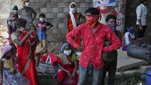 With millions of migrant workers already returned home or keen to go back, industry bodies also asked for a programme for “return of these migrant labour to work by providing counselling to alleviate their fears on Covid-19(AP) With millions of migrant workers already returned home or keen to go back, industry bodies also asked for a programme for “return of these migrant labour to work by providing counselling to alleviate their fears on Covid-19(AP)