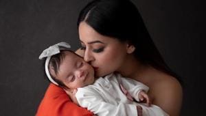 Mahhi Vij with daughter Tara. Mahhi Vij with daughter Tara.