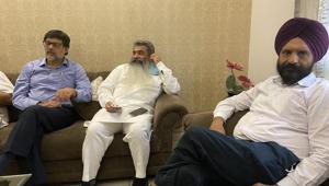 Chamber of Industrial and Commercial Undertakings president Upkar Singh Ahuja (in turban) and general secretary Pankaj Sharma (left) with Punjab cabinet minister Bharat Bhushan Ashu in Ludhiana on Monday.(HT PHOTO) Chamber of Industrial and Commercial Undertakings president Upkar Singh Ahuja (in turban) and general secretary Pankaj Sharma (left) with Punjab cabinet minister Bharat Bhushan Ashu in Ludhiana on Monday.(HT PHOTO)