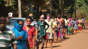 The Goa Covid Outreach, a network of volunteers, helps daily wage labourers find work in these days of lockdown.(Photo Credit: Goa Covid Outreach) The Goa Covid Outreach, a network of volunteers, helps daily wage labourers find work in these days of lockdown.(Photo Credit: Goa Covid Outreach)