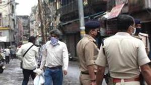 When the video of the stunt went viral on social media, senior police officials took a serious note of it as it will send wrong signals to the youngsters, they said.(PTI) When the video of the stunt went viral on social media, senior police officials took a serious note of it as it will send wrong signals to the youngsters, they said.(PTI)