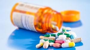 Pakistani pharmaceutical companies say that if imports of medicine and raw materials from India are stoped, , the country’s drug production would be adversely affected.(Representative photo/Getty Images) Pakistani pharmaceutical companies say that if imports of medicine and raw materials from India are stoped, , the country’s drug production would be adversely affected.(Representative photo/Getty Images)