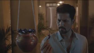 Sumeet Vyas in a still from Official Bhootiyagiri trailer. Sumeet Vyas in a still from Official Bhootiyagiri trailer.