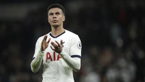 Tottenham's Dele Alli applauds fans after the end of the English Premier League soccer match.(AP) Tottenham's Dele Alli applauds fans after the end of the English Premier League soccer match.(AP)