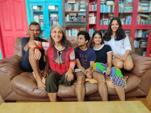 Author Anuja Chauha and poetess Minu Bakshi say that they are happy to spend quality time with their families. Author Anuja Chauha and poetess Minu Bakshi say that they are happy to spend quality time with their families.
