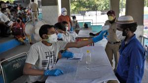 A total of 524 patients were discharged from hospitals, taking the total number of recovered patients to 7,088, the state health department statement said.(BURHAAN KINU/HT PHOTO.) A total of 524 patients were discharged from hospitals, taking the total number of recovered patients to 7,088, the state health department statement said.(BURHAAN KINU/HT PHOTO.)
