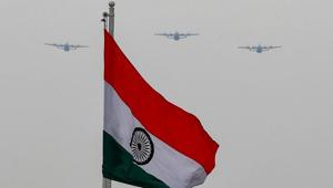 Indian Air Force aircrafts fly over Rajpath to show solidarity with frontline warriors fighting against the coronavirus disease (COVID-19) in New Delhi, India, May 3, 2020.(REUTERS) Indian Air Force aircrafts fly over Rajpath to show solidarity with frontline warriors fighting against the coronavirus disease (COVID-19) in New Delhi, India, May 3, 2020.(REUTERS)