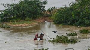 Telangana has alleged that Andhra Pradesh is drawing up to eight tmc (thousand million cubic feet) of water from the Krishna river daily.(PTI file photo. Representative image) Telangana has alleged that Andhra Pradesh is drawing up to eight tmc (thousand million cubic feet) of water from the Krishna river daily.(PTI file photo. Representative image)