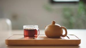 Forcing you to look away from the news of death and violence for once in 9 hours, the tea break reminds you of all the beautiful things that are worth living for.(Unsplash) Forcing you to look away from the news of death and violence for once in 9 hours, the tea break reminds you of all the beautiful things that are worth living for.(Unsplash)